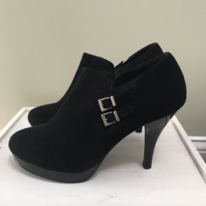 Black velvet high heeled booties